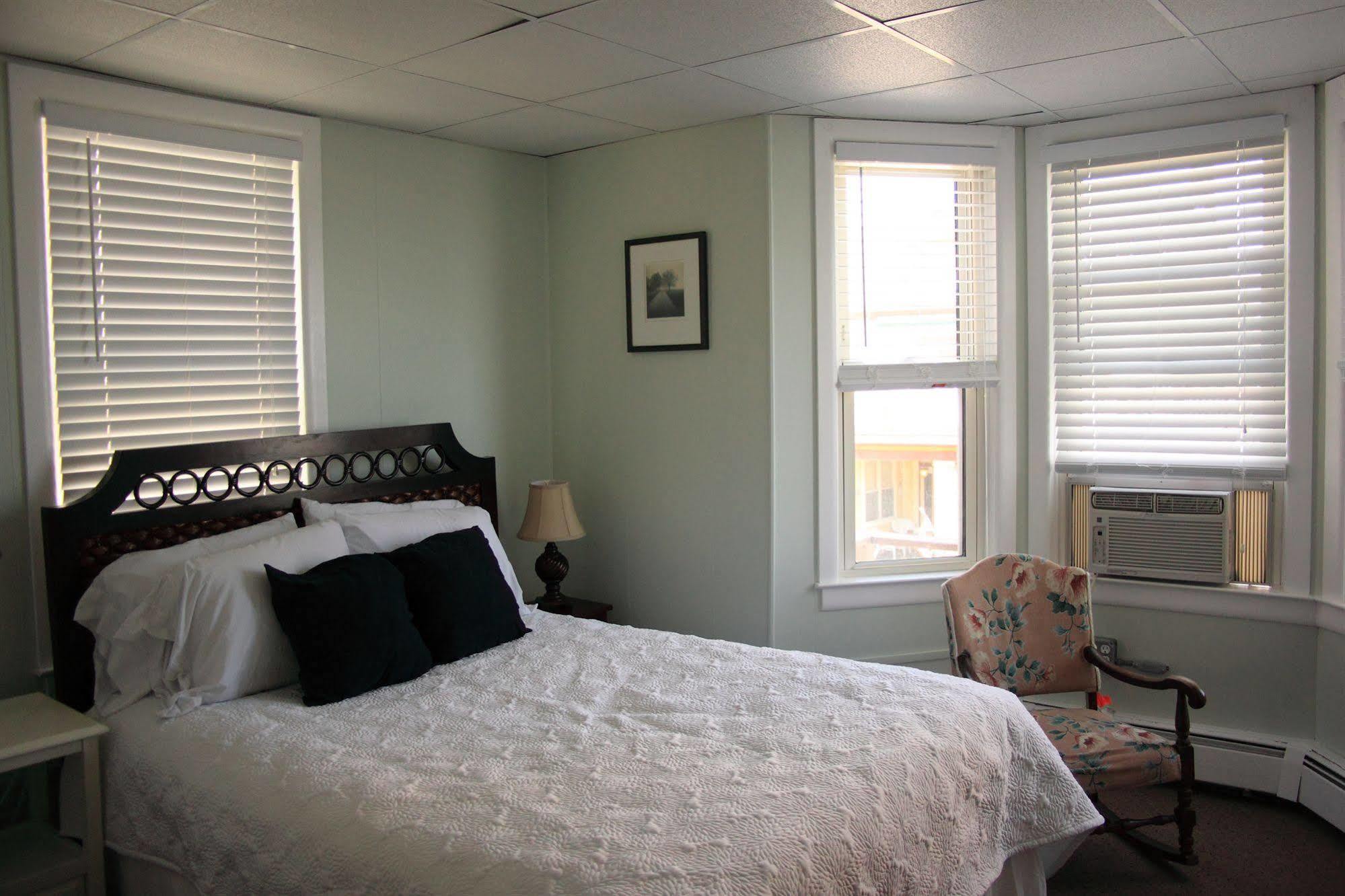 Carisbrooke Inn Bed & Breakfast Ventnor Екстериор снимка