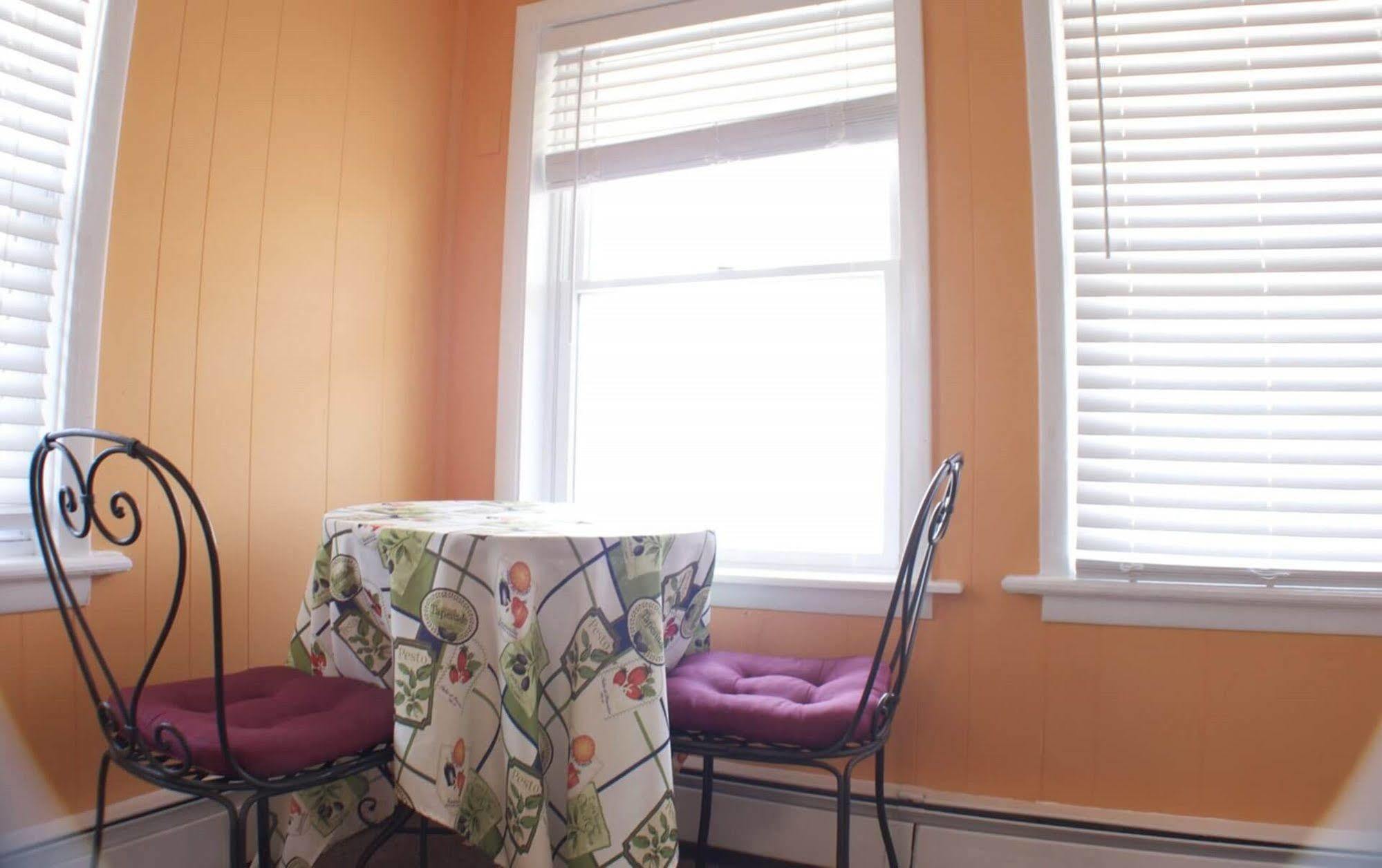 Carisbrooke Inn Bed & Breakfast Ventnor Екстериор снимка