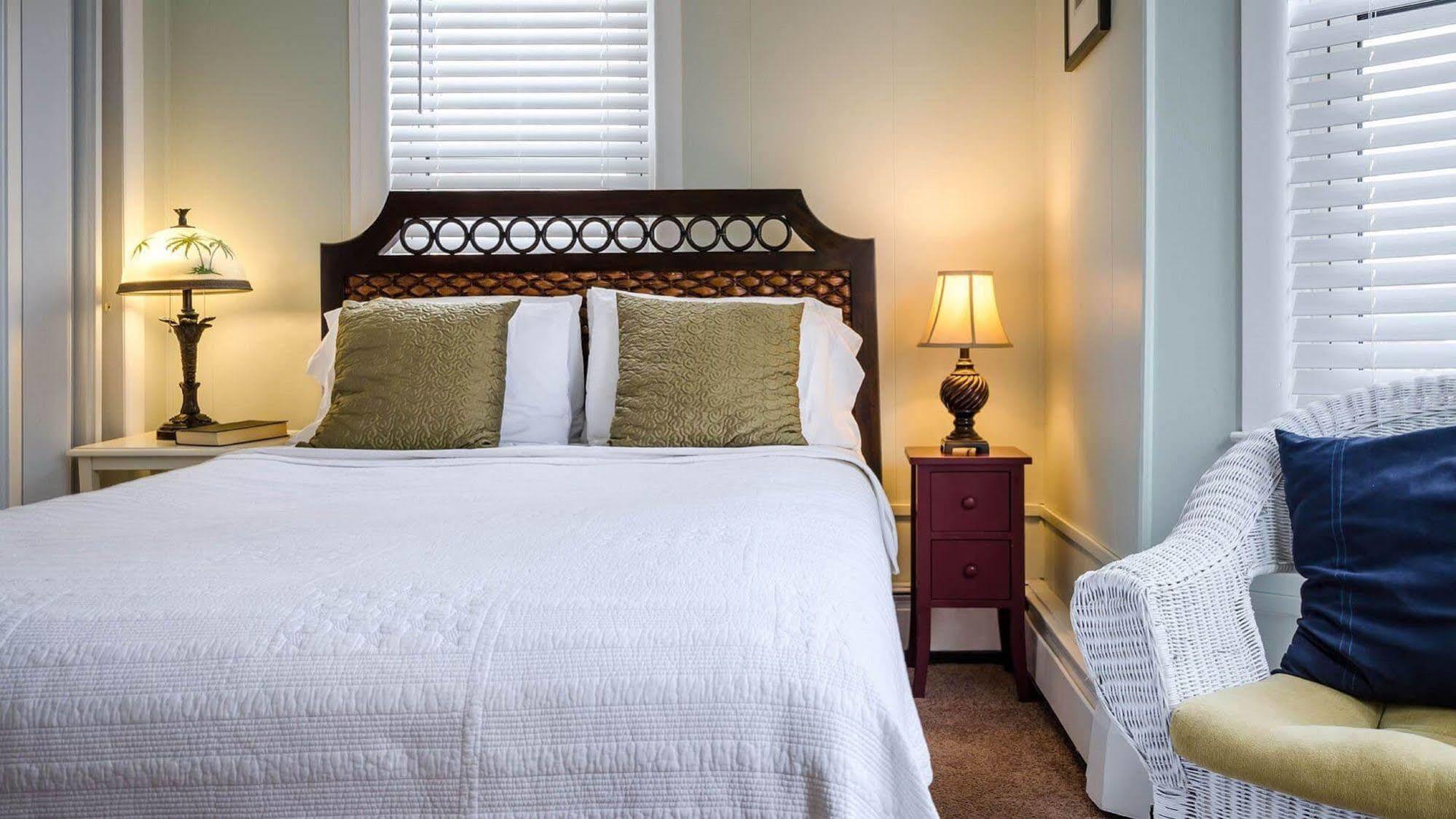 Carisbrooke Inn Bed & Breakfast Ventnor Екстериор снимка